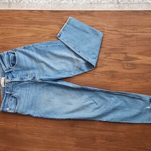 Abercrombie & Fitch The Mom High Rise Jean